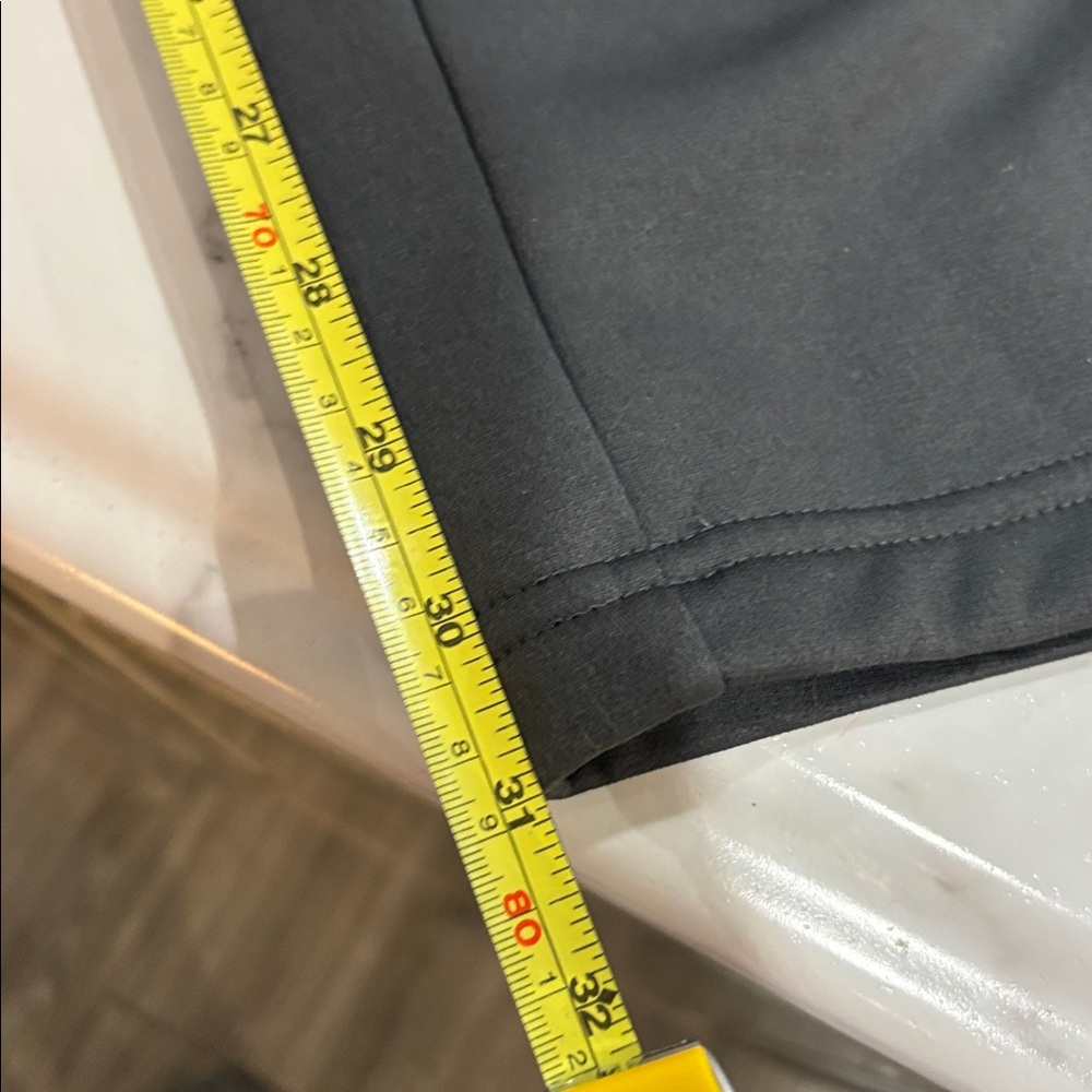 Nike Men's DRI-FIT Charcoal Pants - Picture 7 of 9